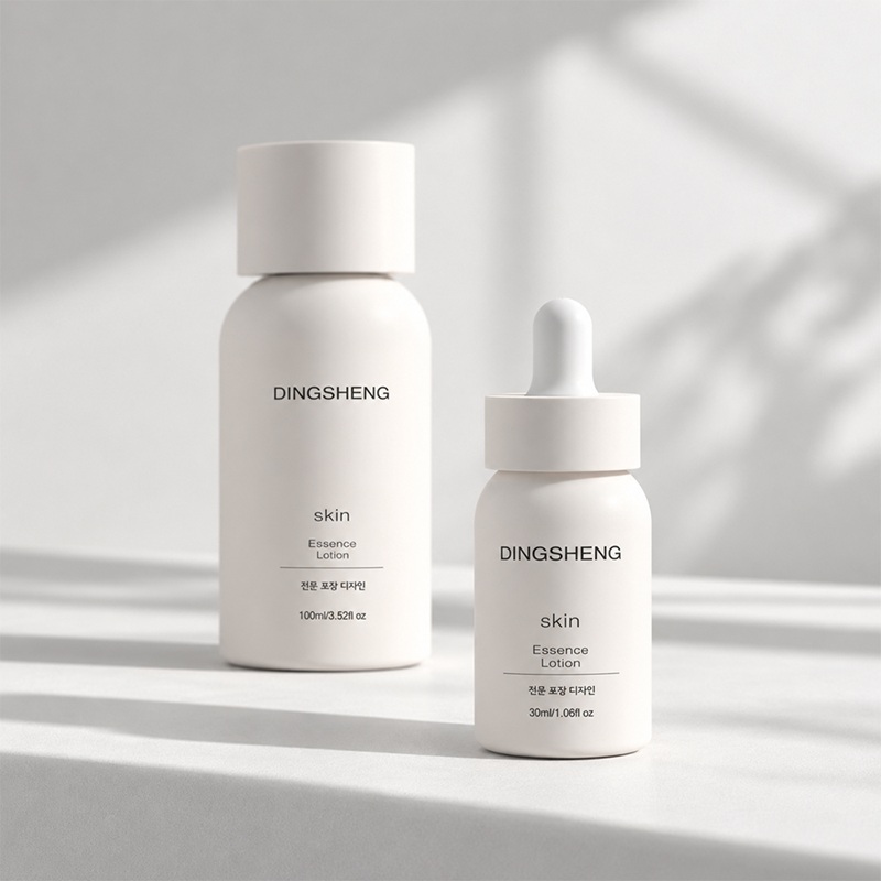 Minimalist White Toner Glass Bottle Minimalist White Toner Glass Bottle